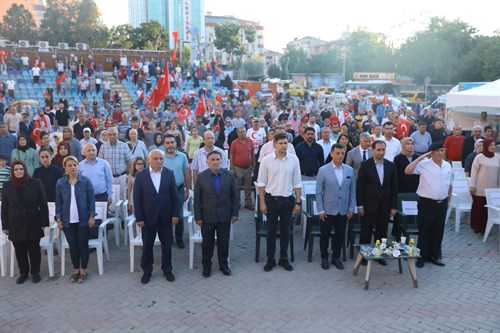 15 Temmuz Demokrasi ve Milli Birlik Günü 6.yıldönümü anma töreni Halkımızın Katılımıyla Kapaklı Atatürk meydanında düzenlendi.