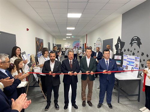 KAYMAKAM GÜRDAL 4006 TÜBİTAK BİLİM FUARININ AÇILIŞINI YAPTI
